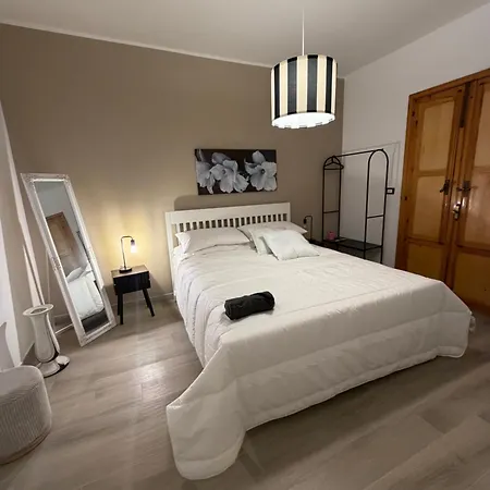 Casa Orchidea Giardini Naxos Apartment